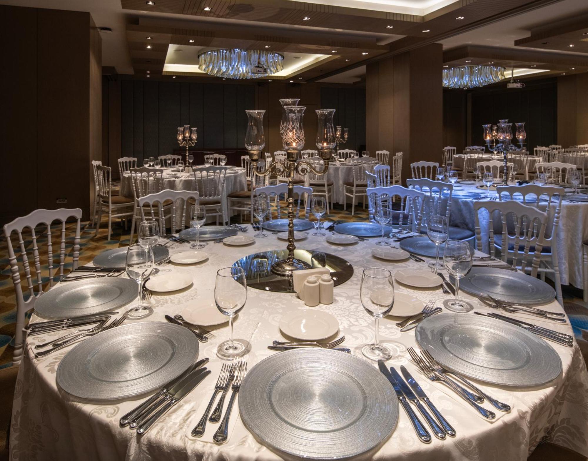 Windsor Hotel & Convention Center Istanbul Ngoại thất bức ảnh The ballroom