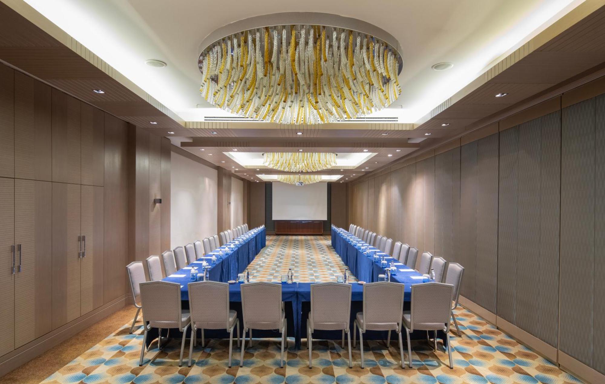 Windsor Hotel & Convention Center Istanbul Ngoại thất bức ảnh Meeting room