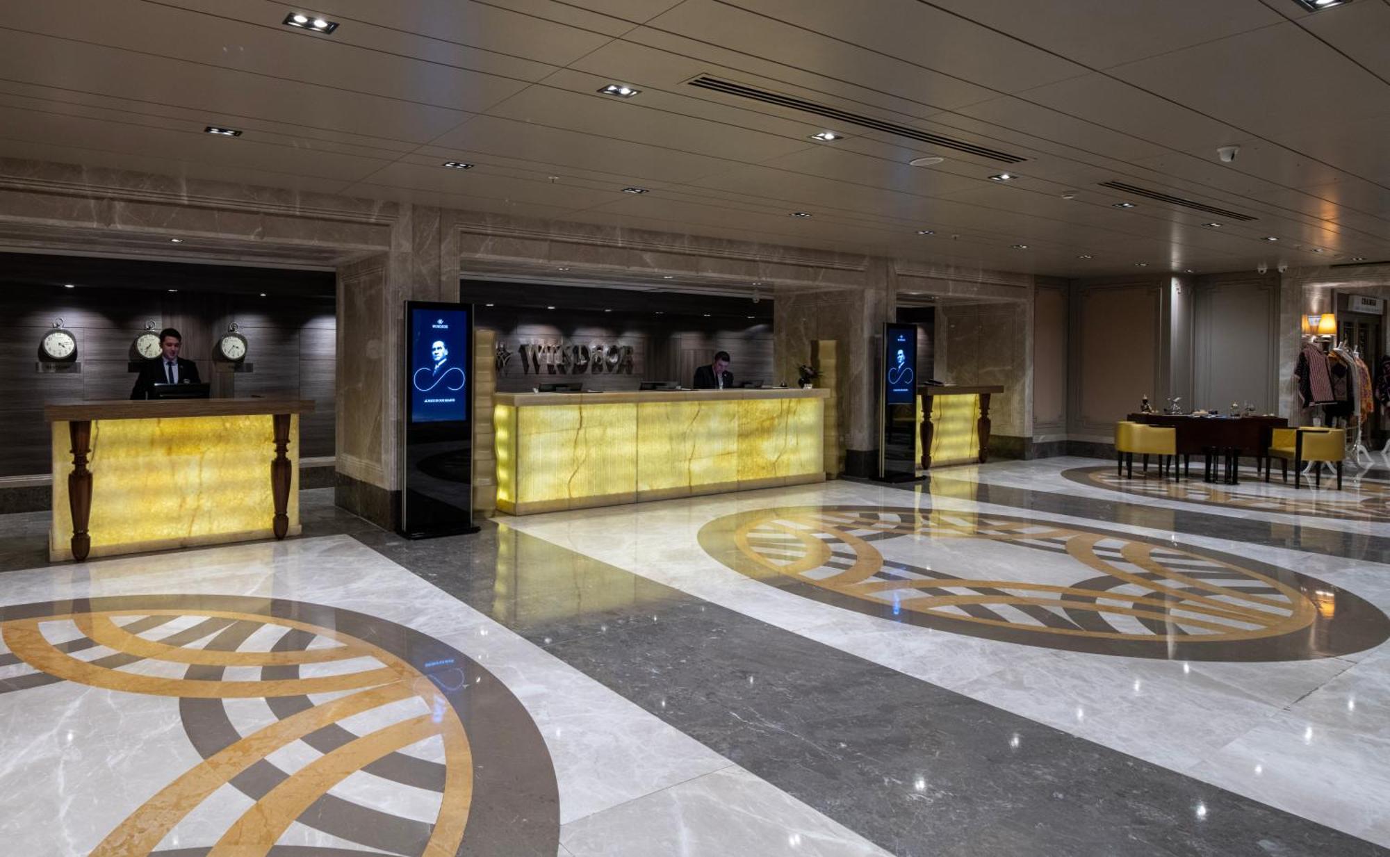 Windsor Hotel & Convention Center Istanbul Ngoại thất bức ảnh The lobby of the hotel